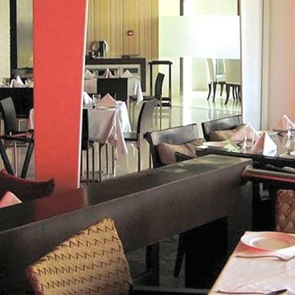 Hotel Satkar Residency 3*