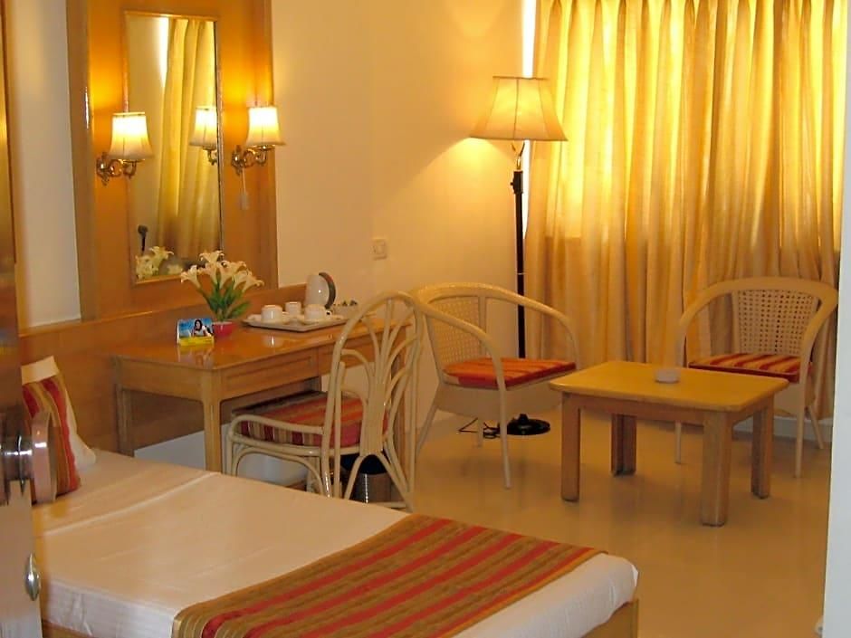Avion Hotel 3*