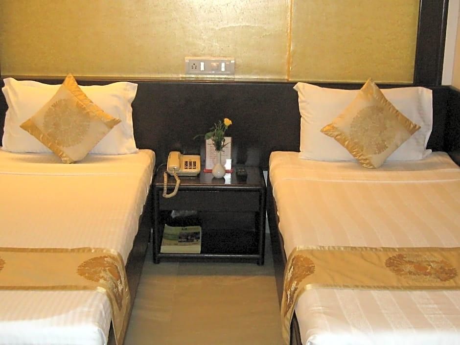 Avion Hotel 3*