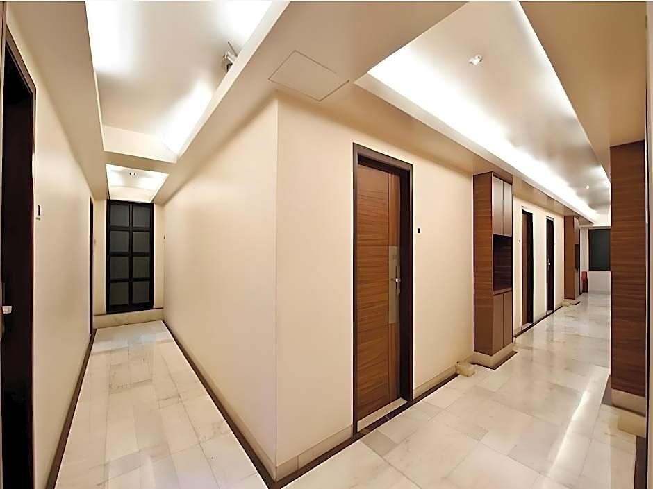 Hotel Rajhans 2*