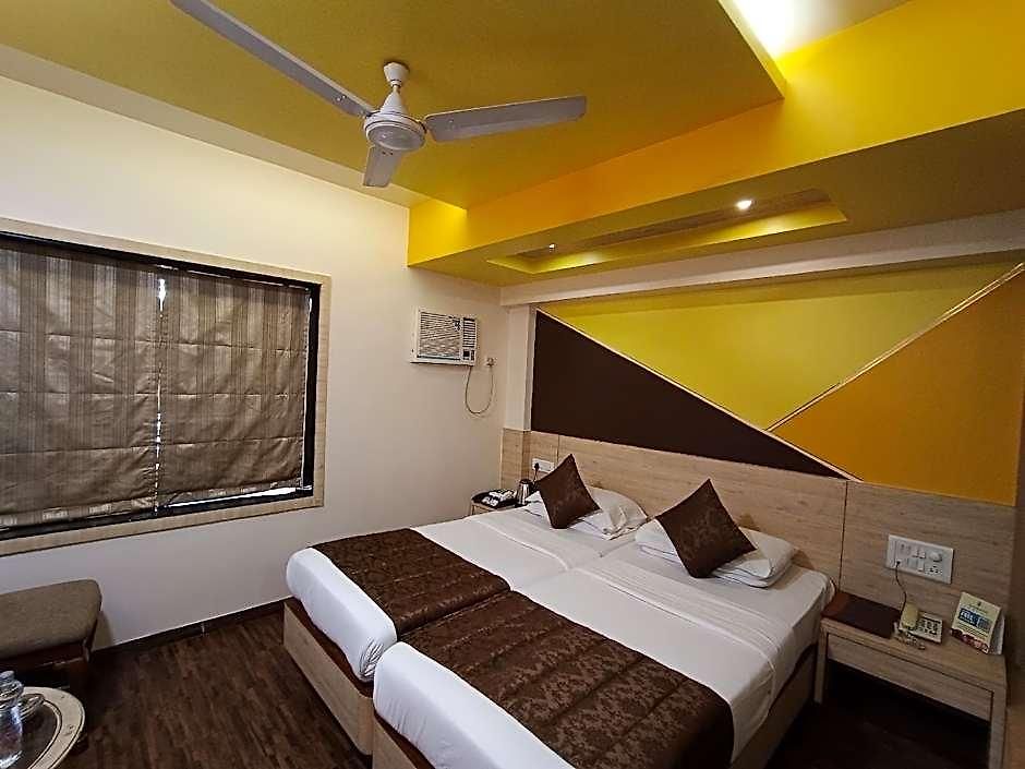 Rajhans Hotel Mumbai