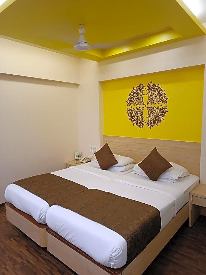 Hotel Rajhans