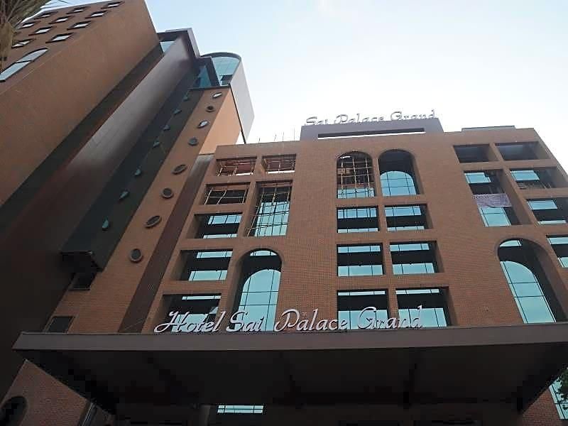 Hotel Sai Palace Grand Malad 4*
