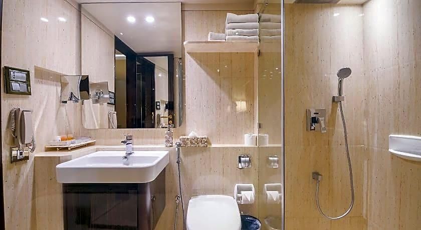 Sai Palace Grand Malad Hotel Mumbai