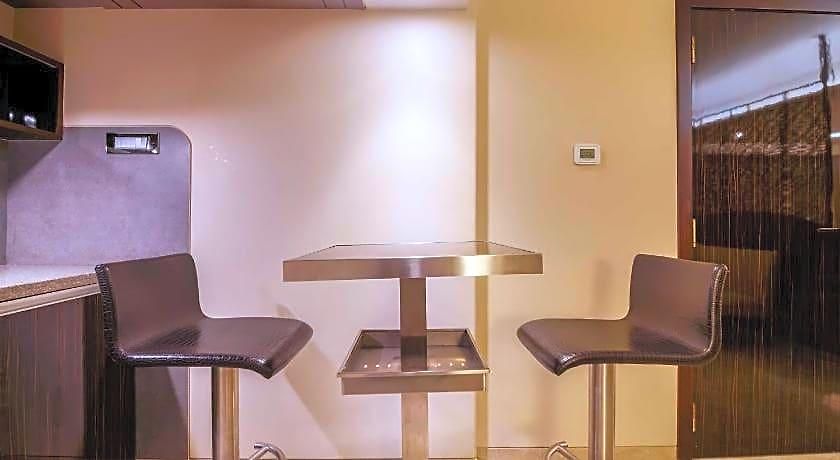 Hotel Sai Palace Grand Malad 4*