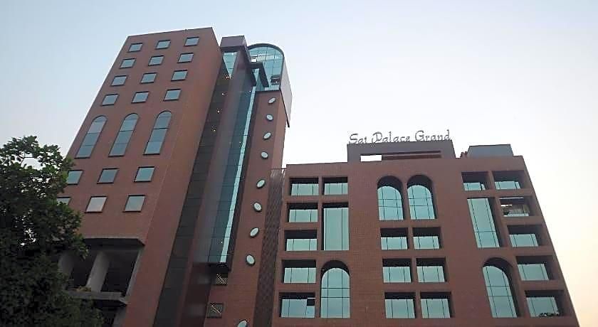 Sai Palace Grand Malad Hotel 4*