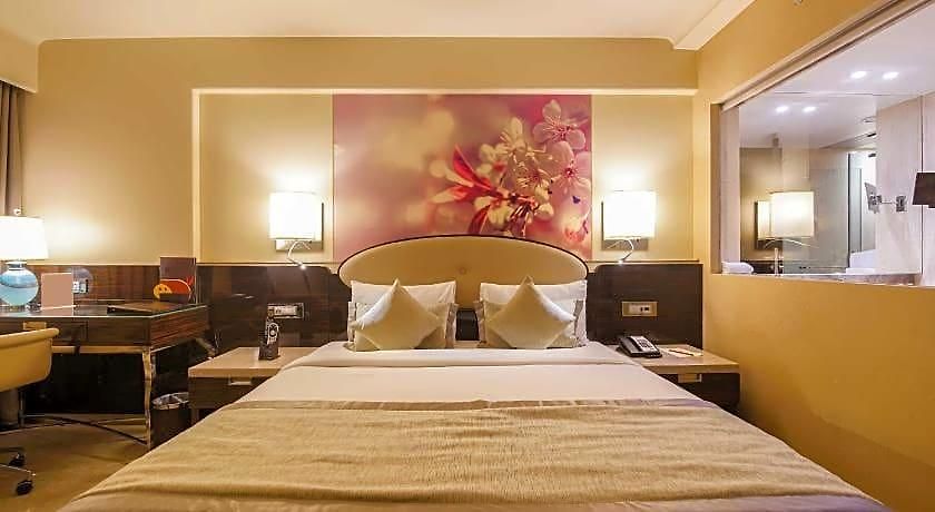 Sai Palace Grand Malad Hotel