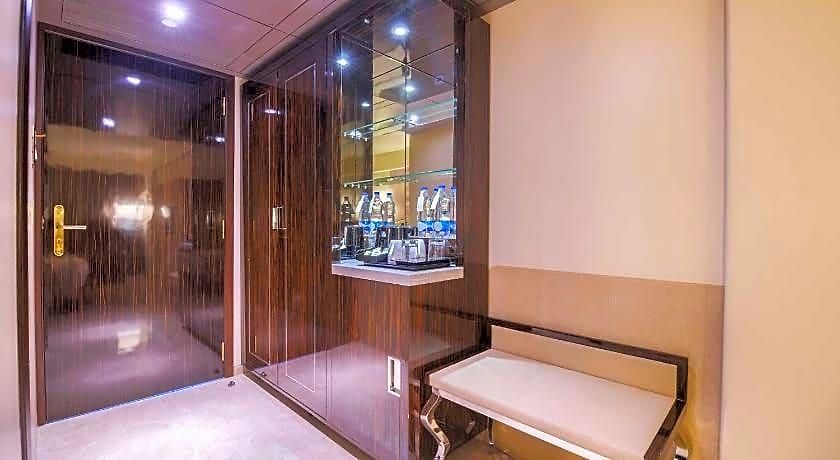 Sai Palace Grand Malad