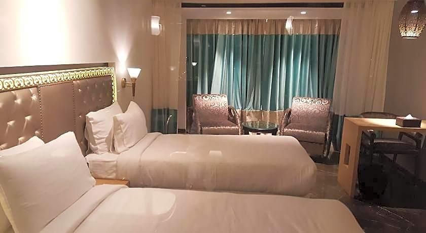 Peninsula Redpine 3*