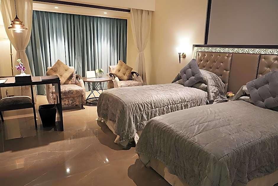 Hotel Peninsula Redpine Mumbai