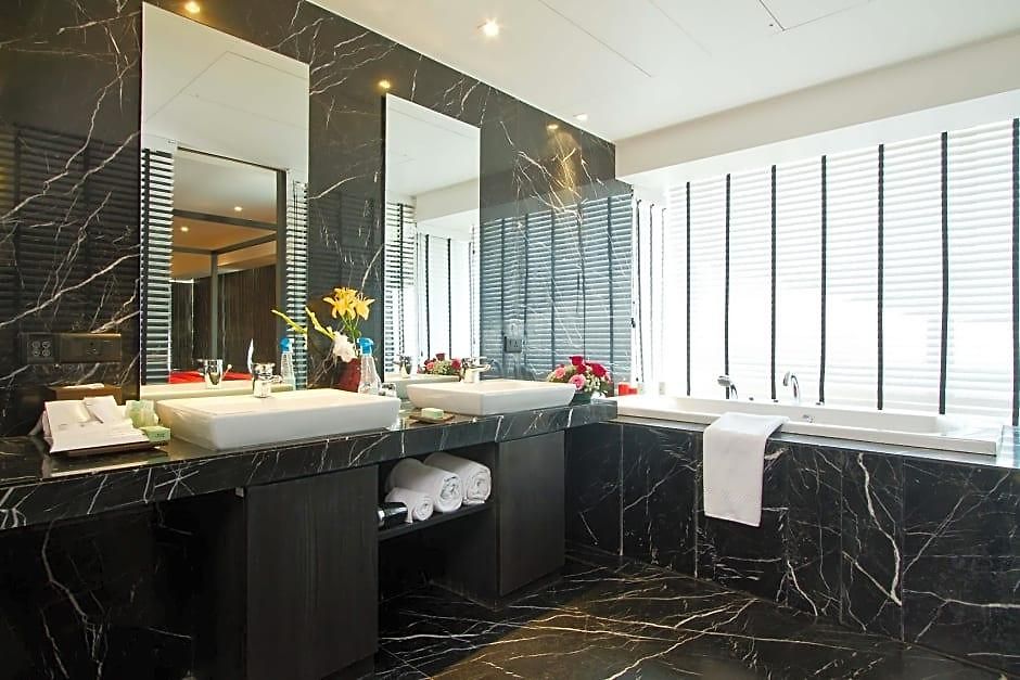 Svenska Design Andheri