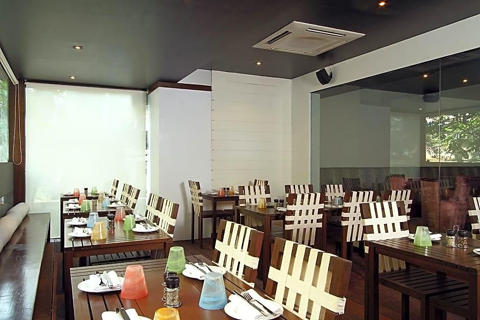 Hotel Svenska Design Andheri