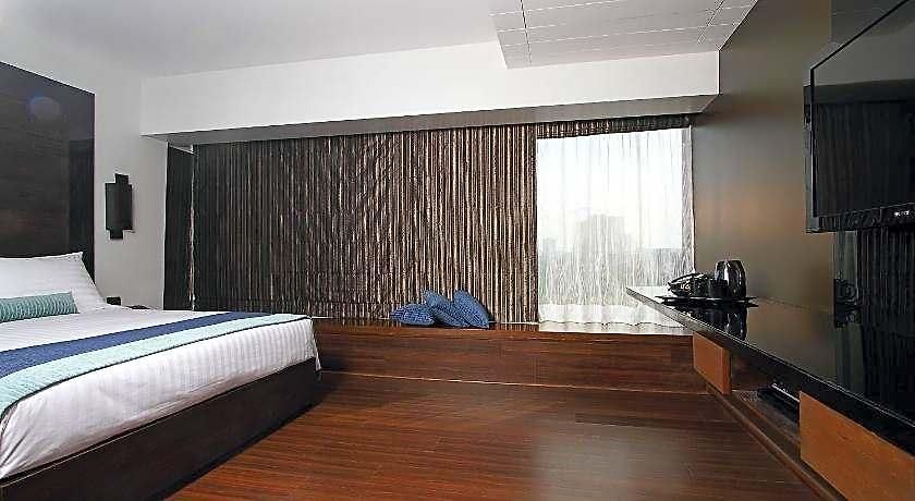 Svenska Design Andheri Hotel 5*
