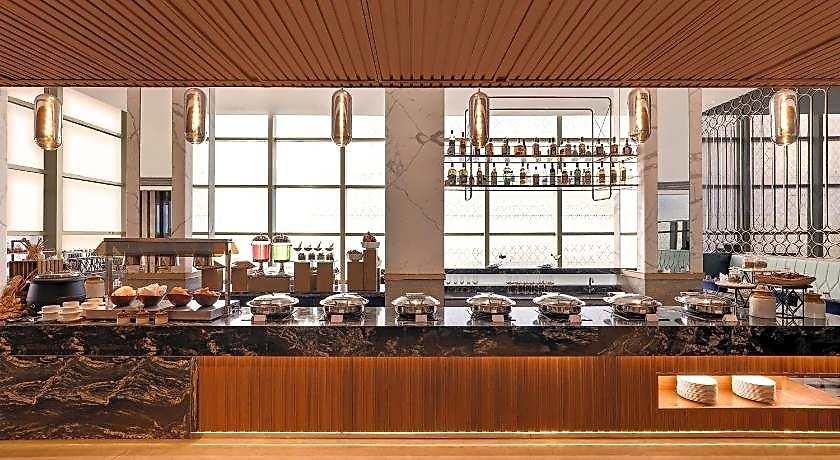 Grand Hometel A Sarovar Mumbai