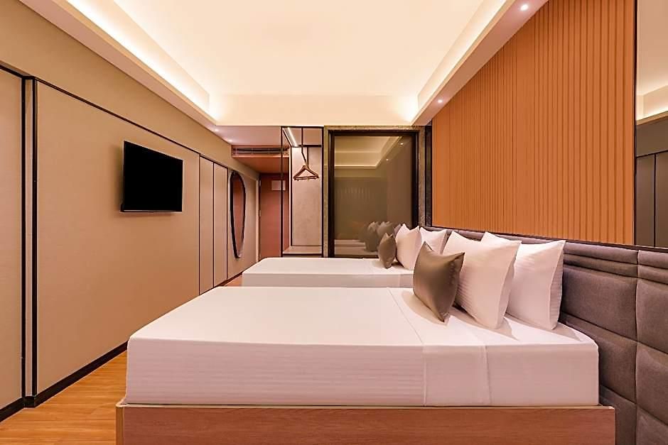 Grand Hometel A Sarovar Mumbai