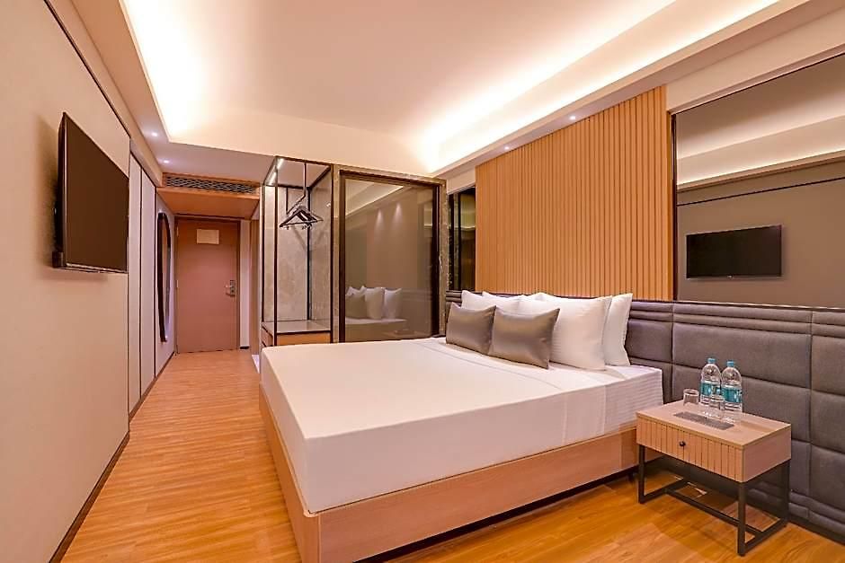 Grand Hometel A Sarovar 3*