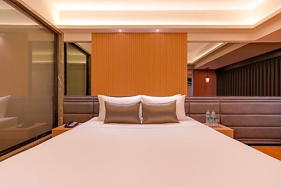Grand Hometel A Sarovar Hotel Mumbai