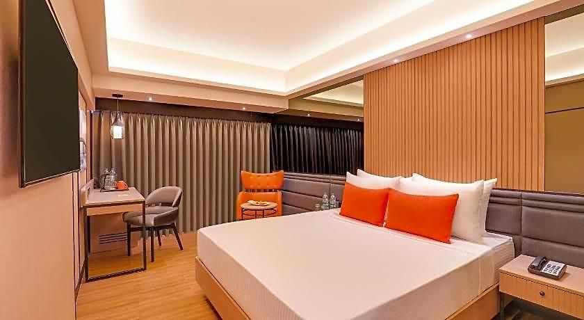 Grand Hometel A Sarovar