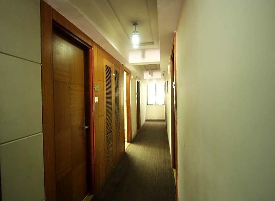 The Caliph Hotel, Near Powai Hotel 3*