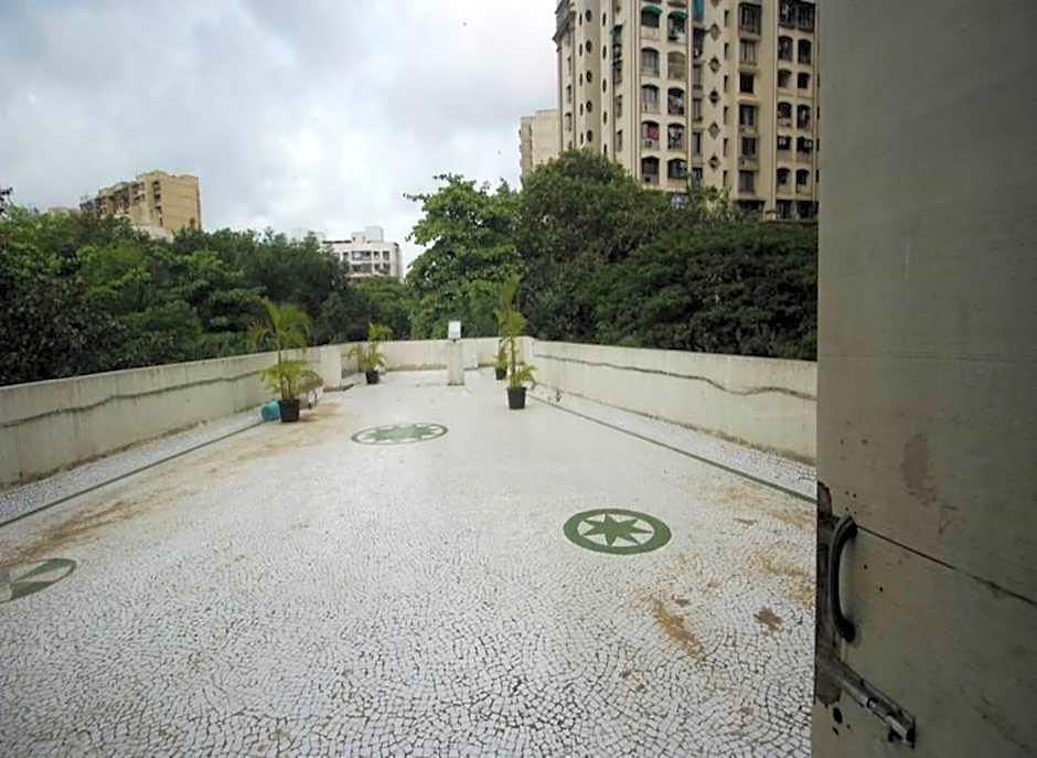 Hotel The Caliph Hotel, Near Powai