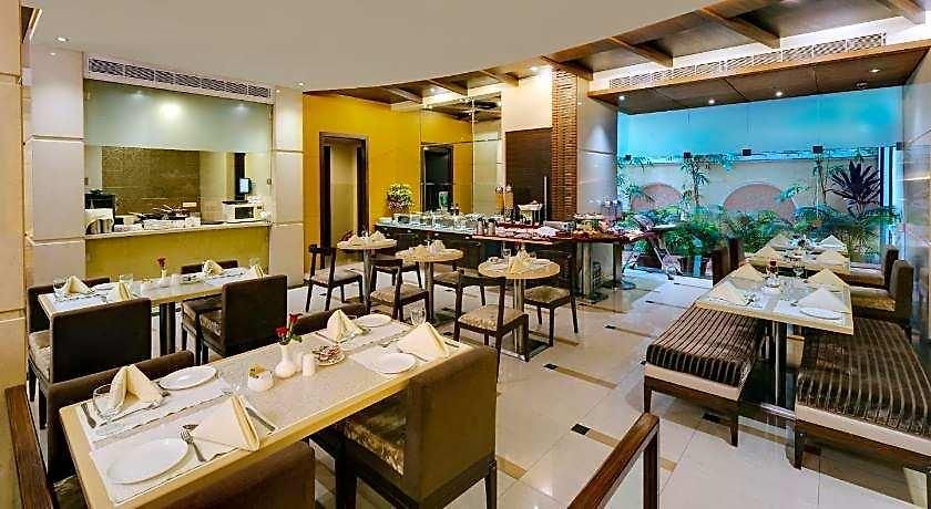 Aparthotel Grand Residency & Serviced
