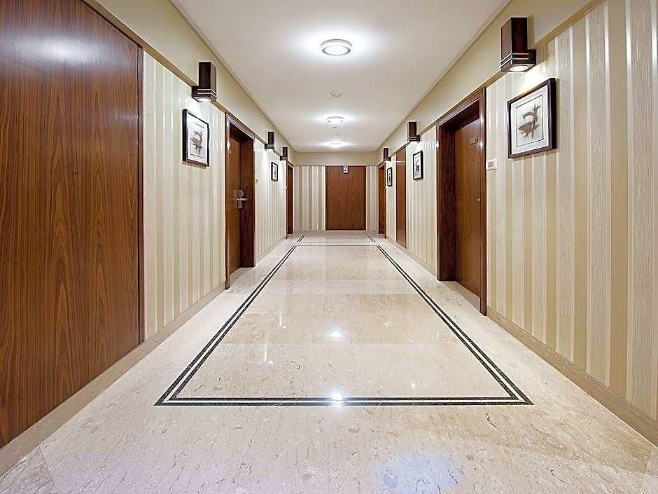 Grand Residency & Serviced Aparthotel 4*