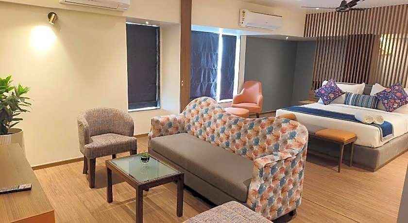Hotel Le Grande - International Airport Mumbai
