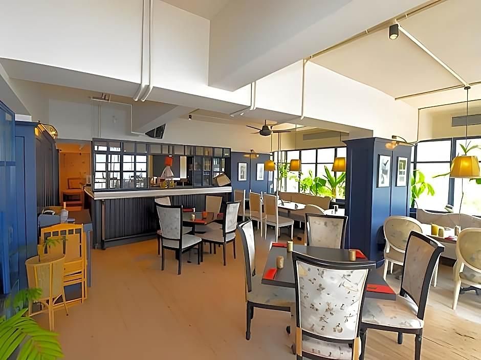 Kings International Juhu Hotel Mumbai