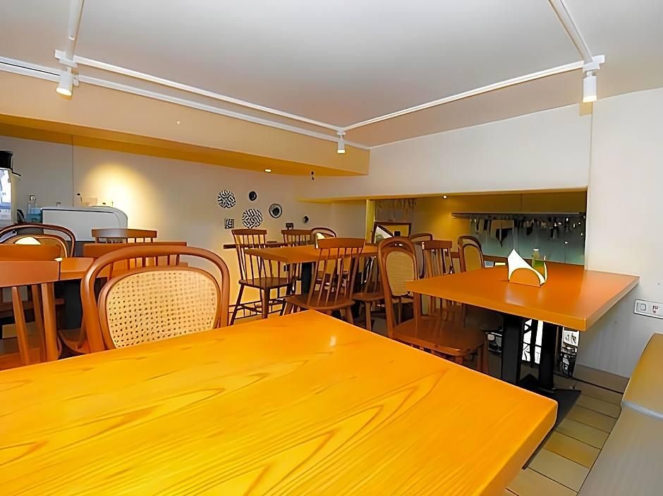 Kings International Juhu Hotel Mumbai