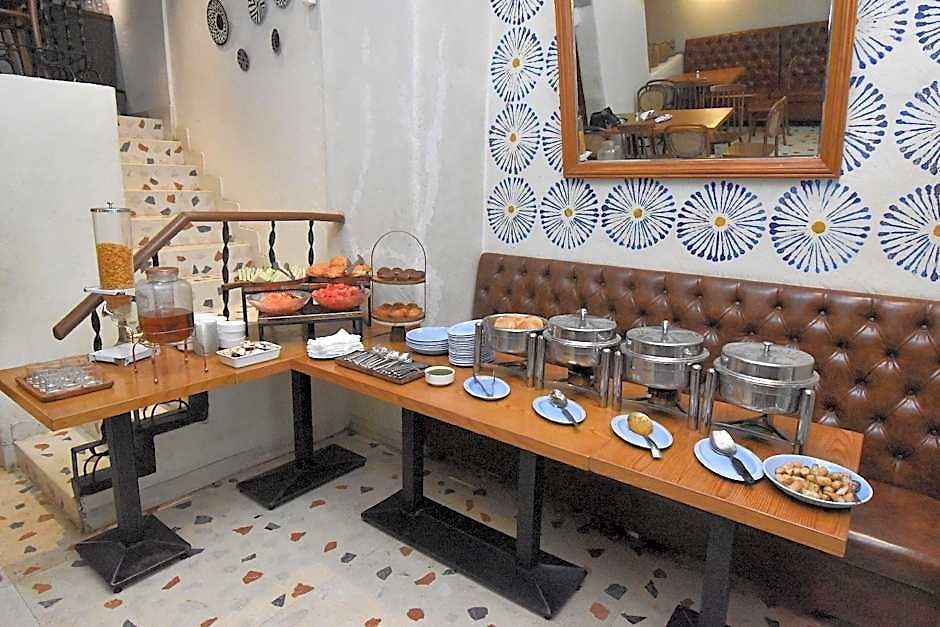 Kings International Juhu Hotel Mumbai