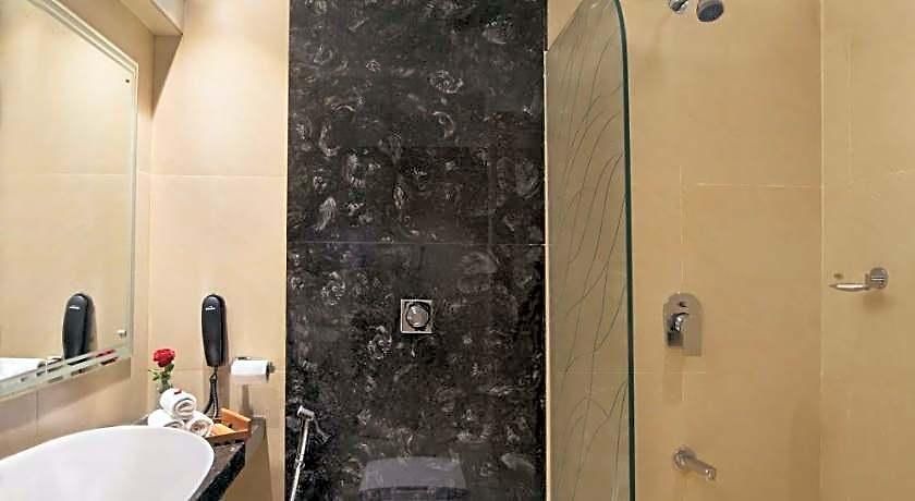 Suba Palace Near Gateway Of India 4*