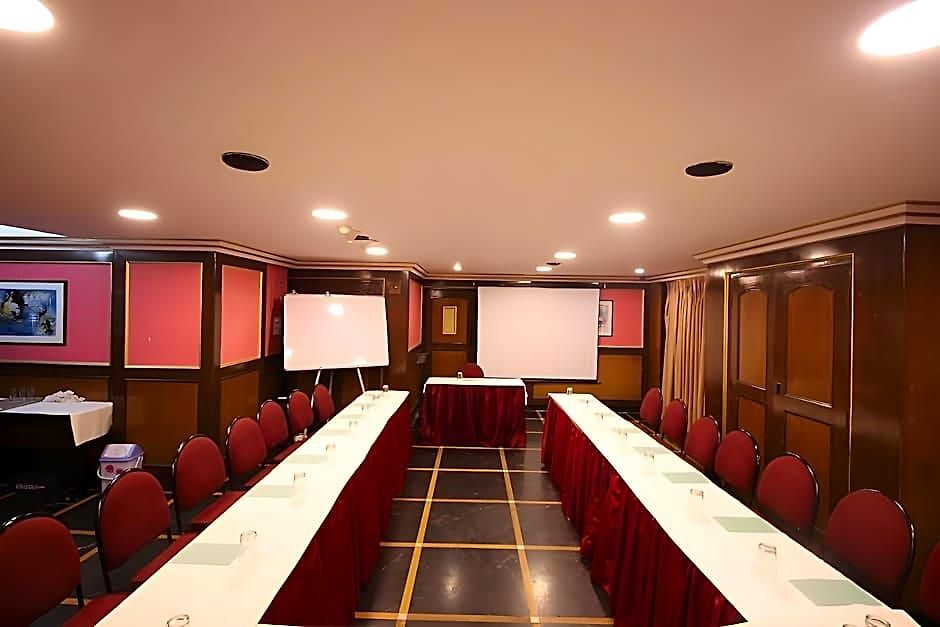 Hotel Park View, Mumbai