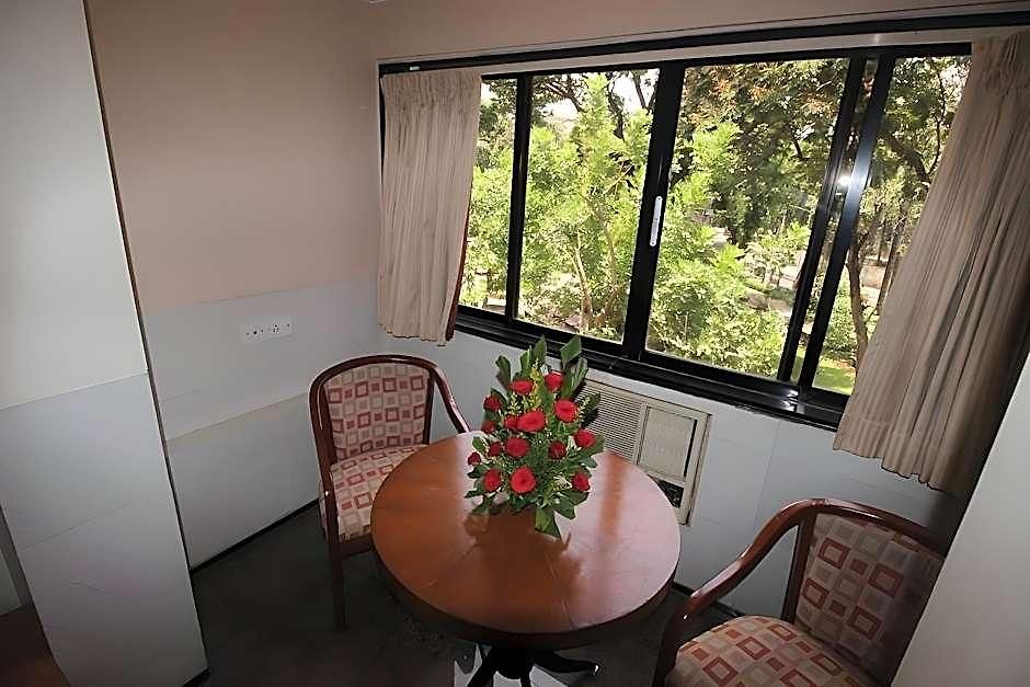 Park View, 3*