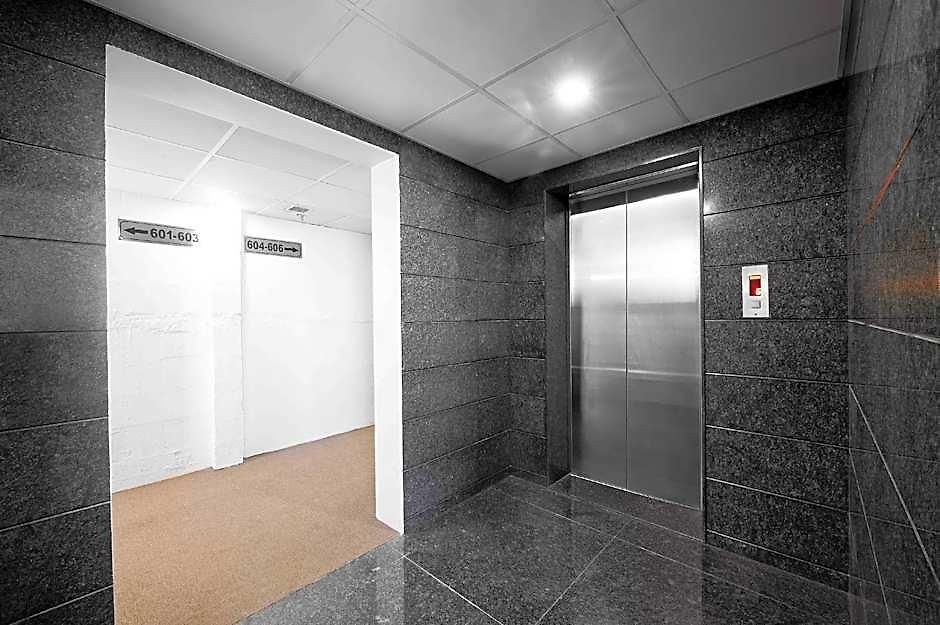 Hotel Crawford Inn Hotel Mumbai