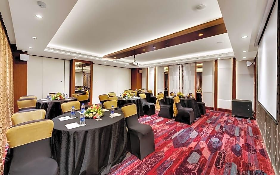 Hotel The Fern Mumbai, Goregaon, Series By Marriott Mumbai