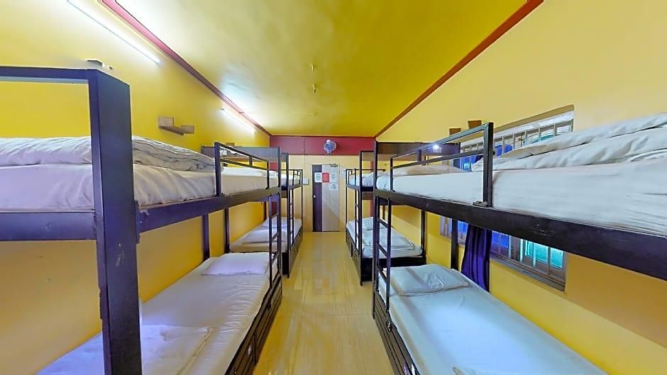 Backpackers Villa Mumbai Hostel Mumbai