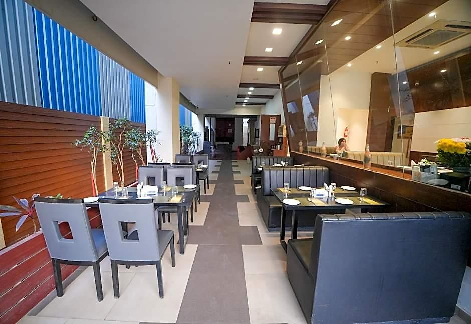 Hotel The Altruist Andheri 3*