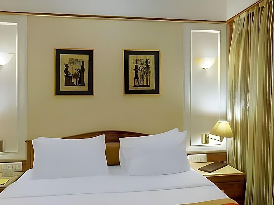 Hotel Regal Enclave