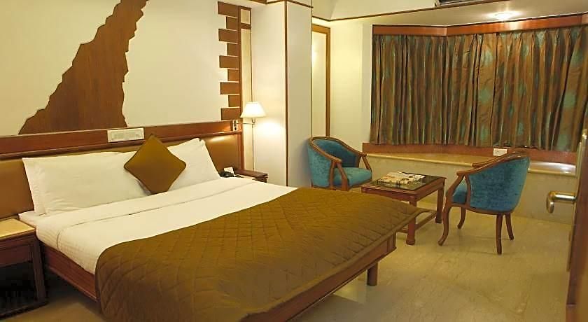 Hotel Regal Enclave