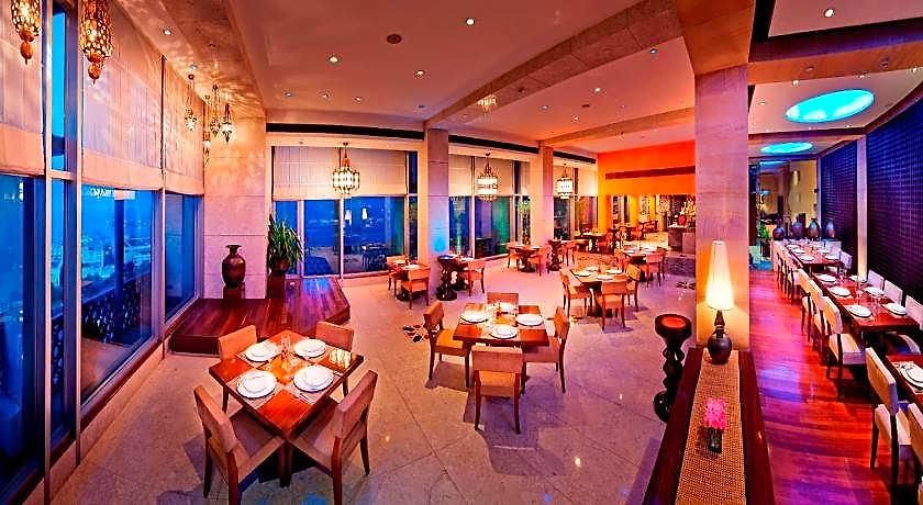 The Taj Mahal Palace, 5* Mumbai