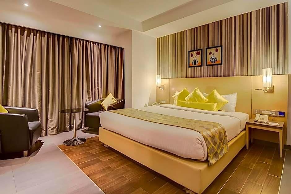 Hotel Landmark Residency