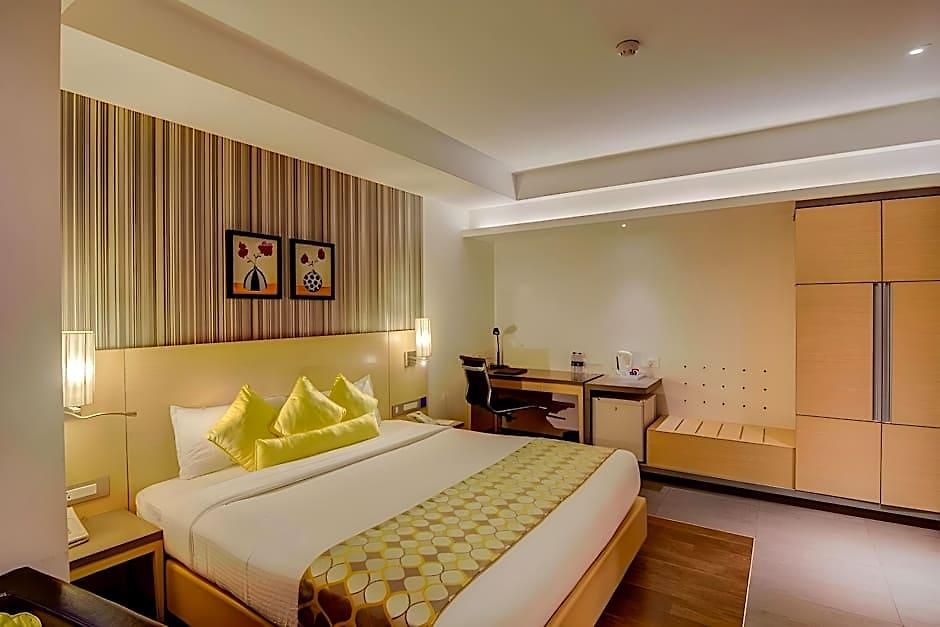 Landmark Residency 3*
