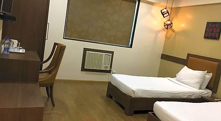 Amigo Hotel 2*