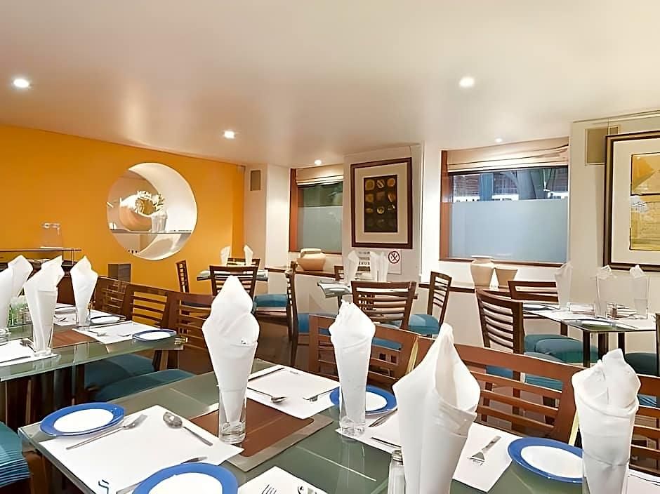 Hotel Diplomat, Colaba Mumbai