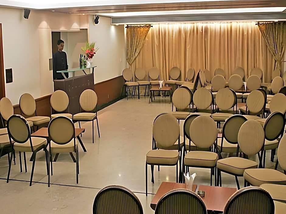 Diplomat, Colaba Hotel Mumbai
