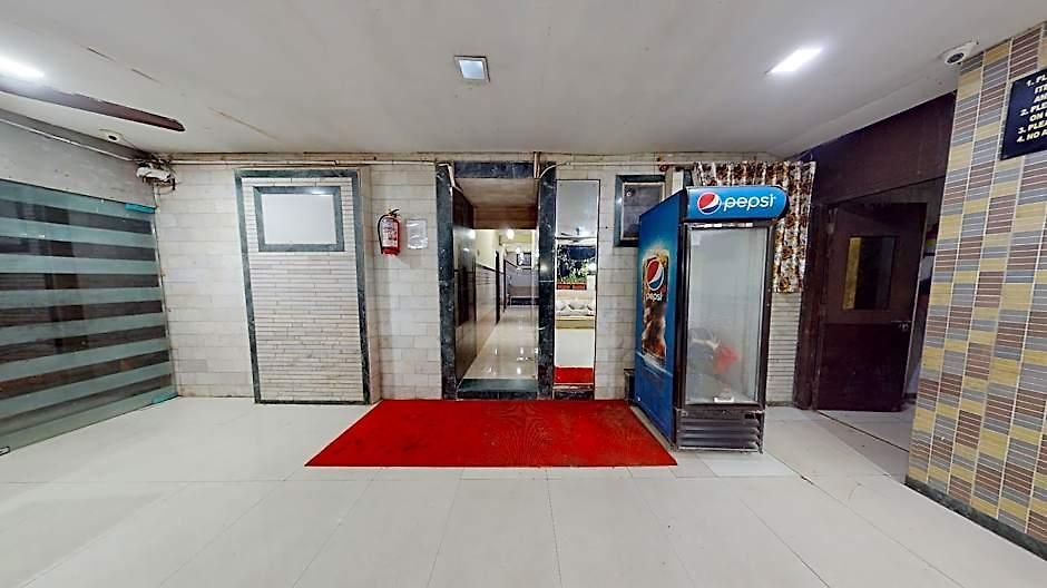 Sea Sands Hotel