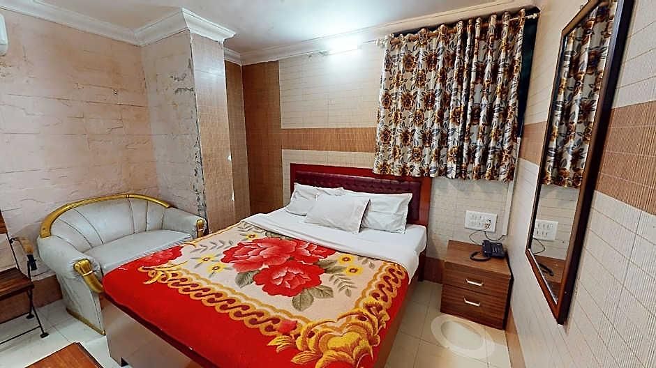 Hotel Sea Sands 2*