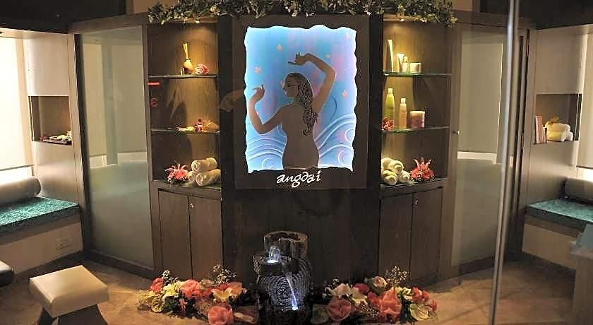 Hotel Le Sutra Hotel, Khar,