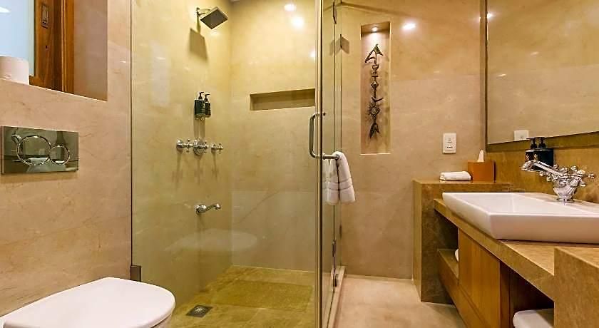 Hotel Le Sutra Hotel, Khar, Mumbai