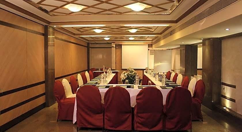 Karl Residency Hotel 3*